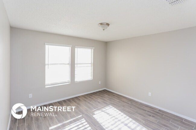 Photo - 101 Crystalwood Dr