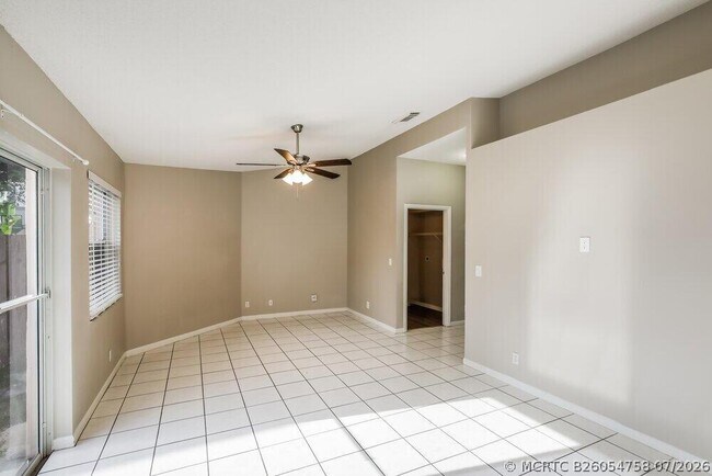 Photo - 4792 NW 5th Pl