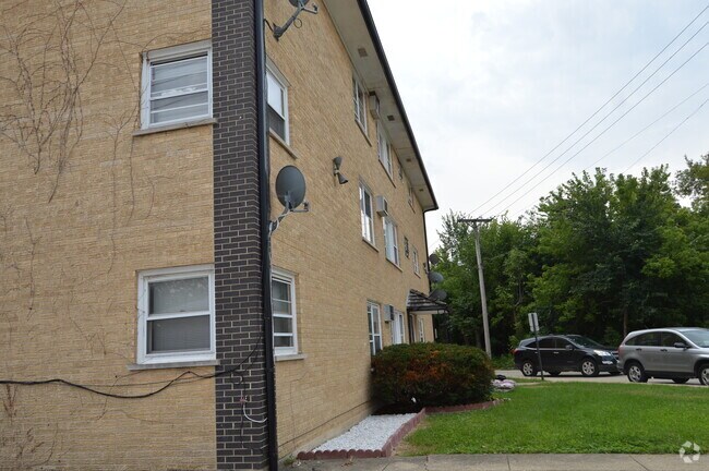 Building Photo - 7745 Adams St Rental
