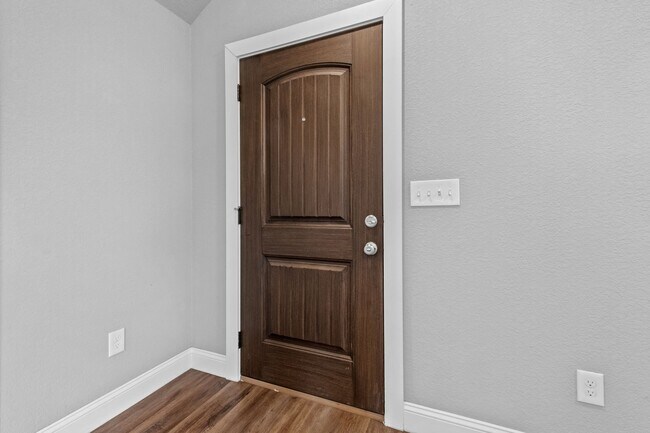 Photo - Quiet Cul-De-Sac Home in Bentonville!