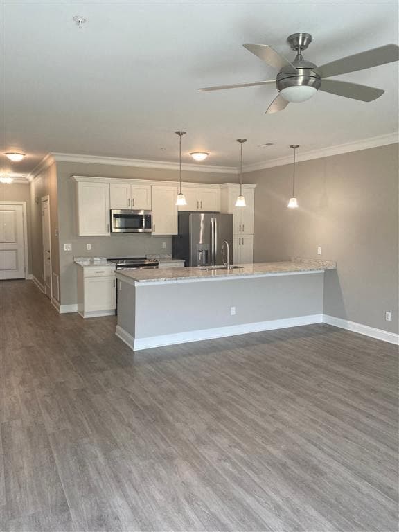 Building Photo - Greens on Dodge