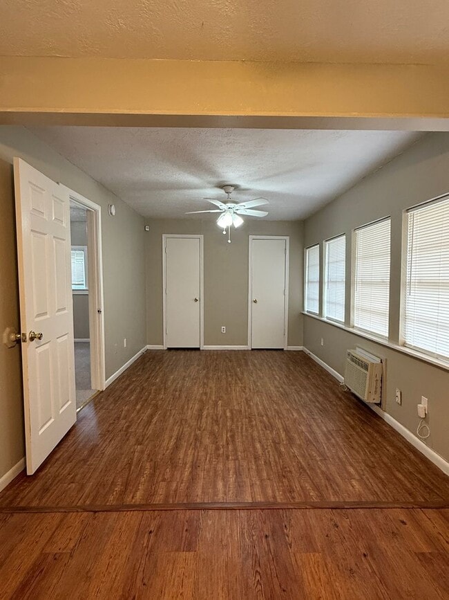 Photo - 1 Bedroom 1 Bath - Back House