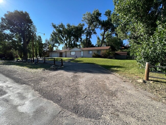 Building Photo - 1300 Riverview Rd