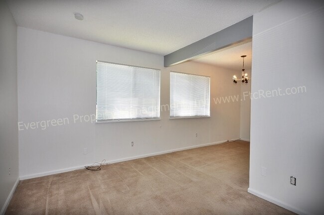 Photo - 1705 Heatheridge Rd