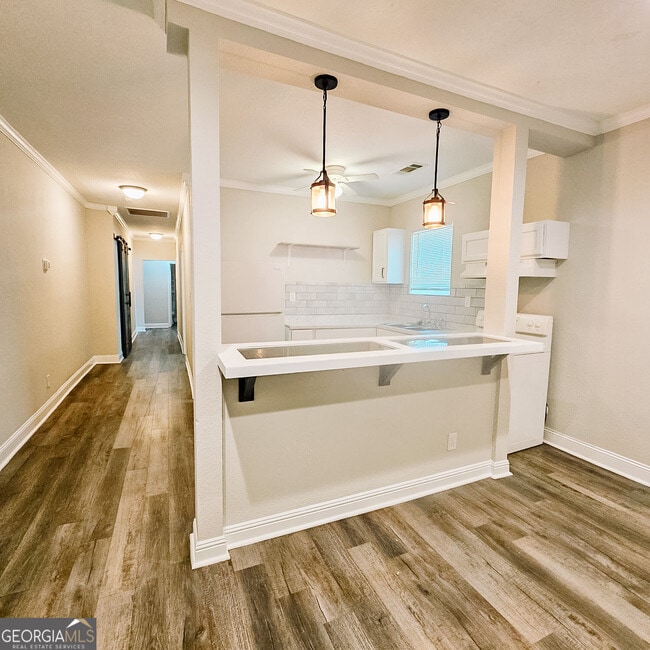 Photo - 408 Boulevard St