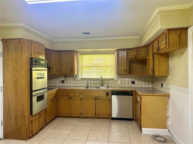 Photo - 831 Booth Dr