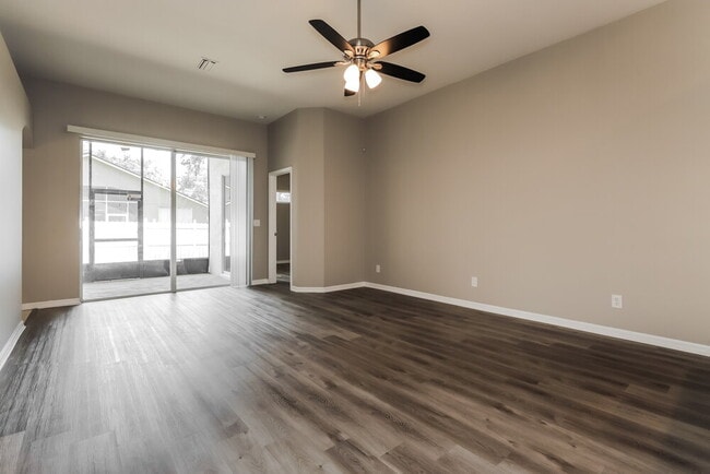 Photo - 2638 Allwood Ave