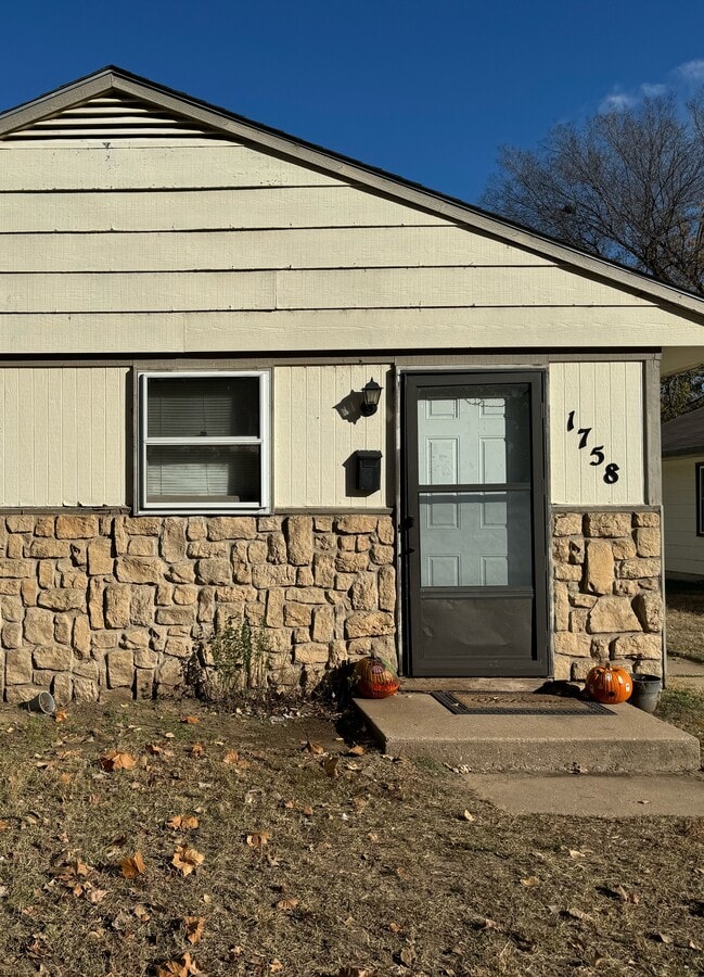 Photo - 1758 N Woodrow Ct