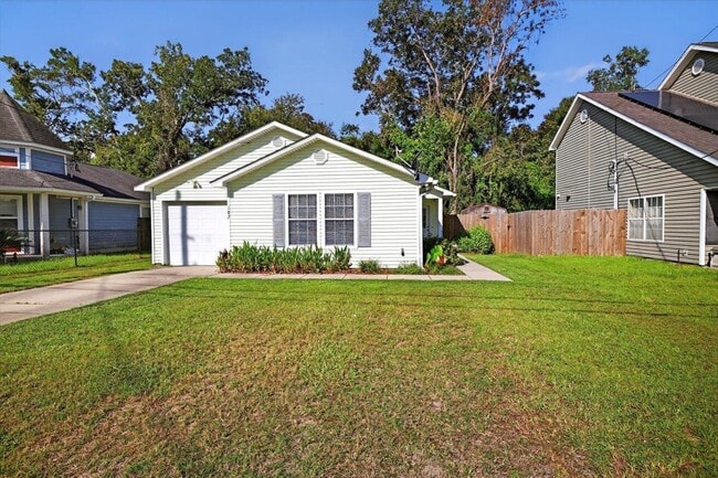 Photo - 182 Tafflinger Rd