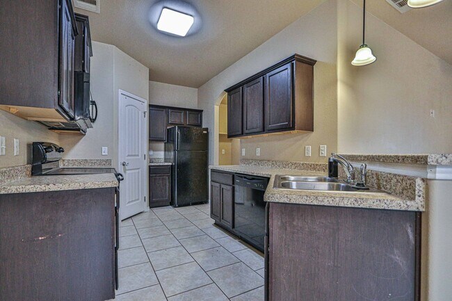 Photo - 4609 Cambridge Dr, KI Unit 4609-A Cambridgr Dr, KI