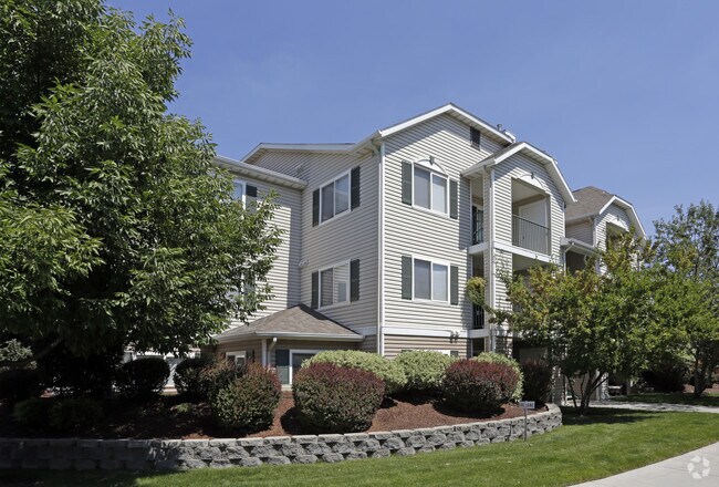 Rembrandt Park Apartments