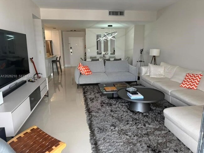 Photo - 2500 Parkview Dr Unidad 2518