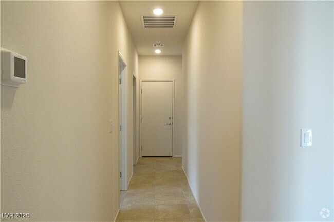 Building Photo - 2124 Del Aqua Ave Rental