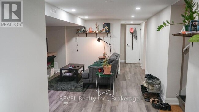 Photo - 510 Lloyd Ave