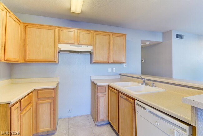 2974 Juniper Hills Blvd Unit 101