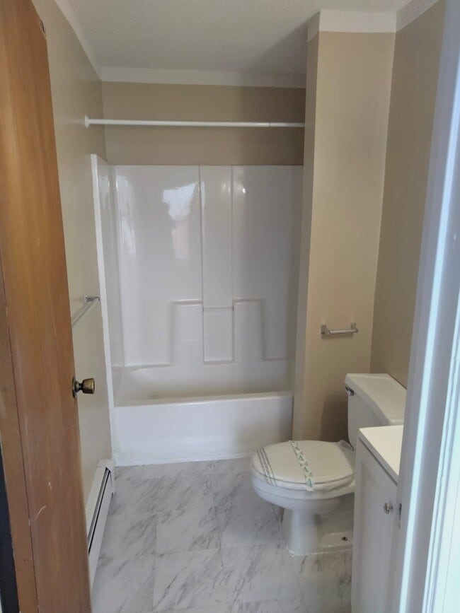 Photo - 1856 Park St Unit 2e