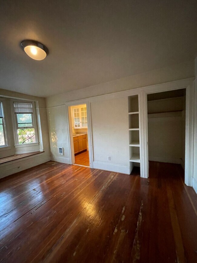 Photo - Chester Apartments
