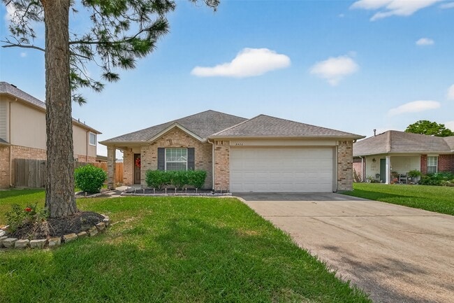 Building Photo - 3406 Huisache Blvd Rental