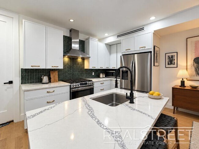 Spacious 3-Bedroom Duplex with Private Outdoor Space in Ocean Hill