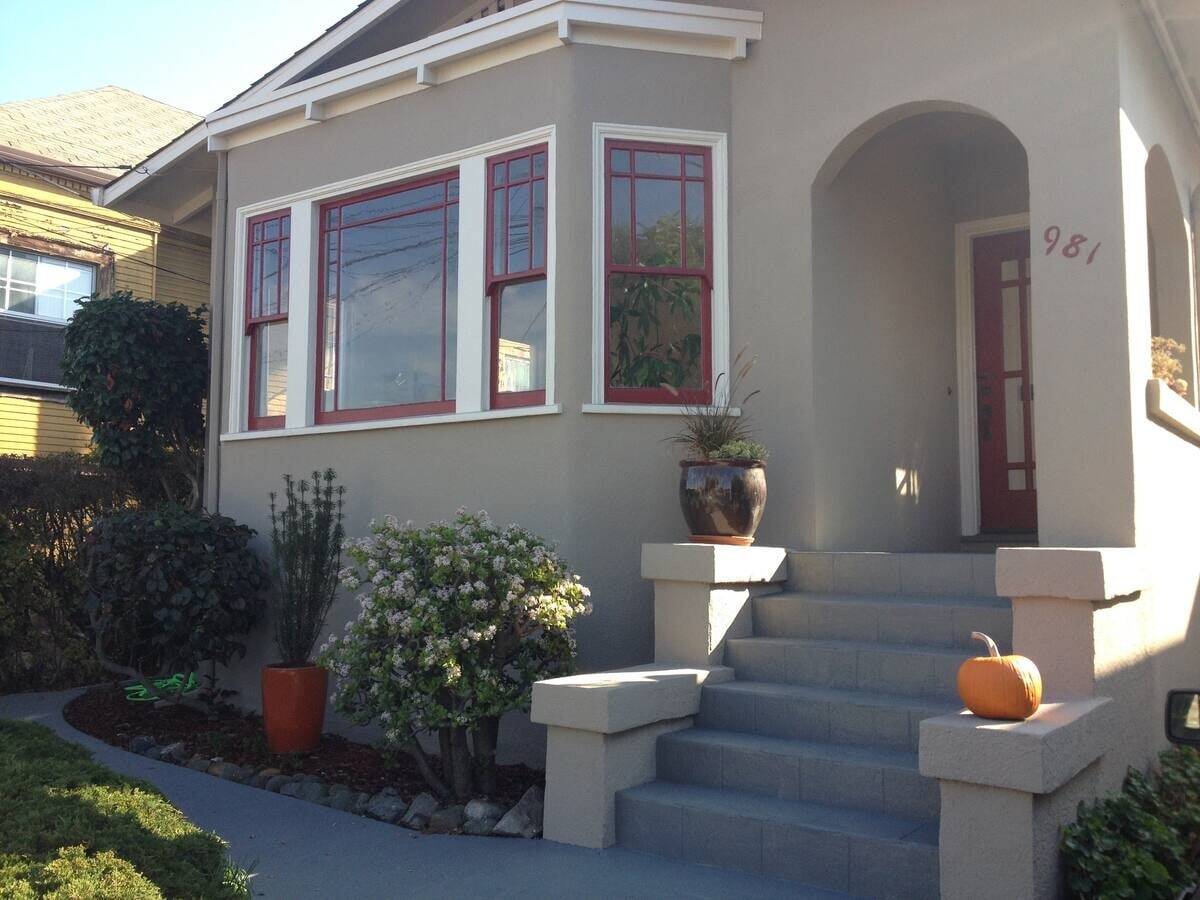 Photo - 981 Aileen St