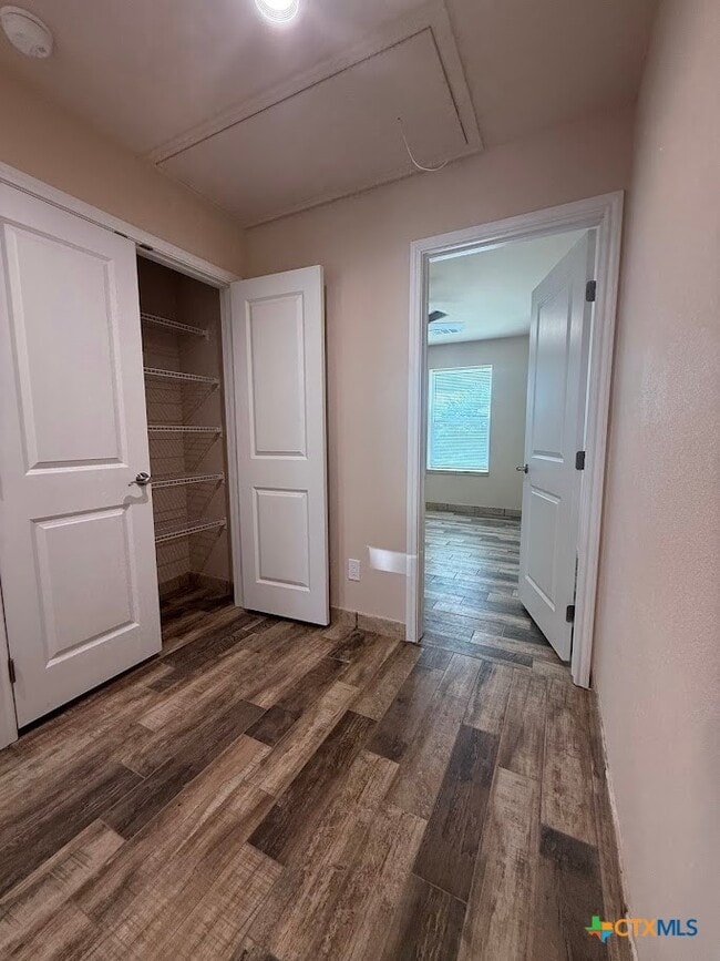 Building Photo - 1008 Makayla Dr