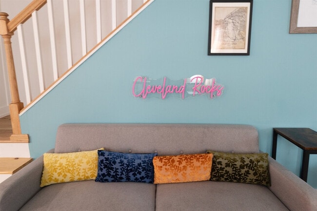 Photo - 10628 Lee Ave Unidad ID1290639P