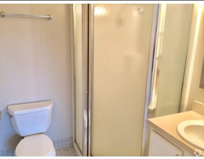 Building Photo - 542 Commonwealth Ave Unit 7e Rental