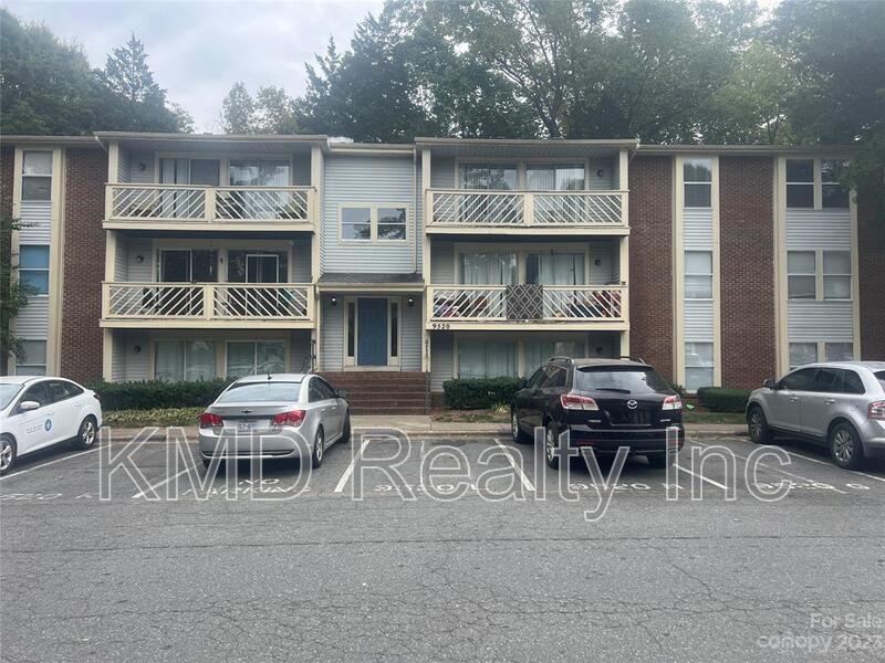 Photo - 9520 Shannon Green Dr Unidad K