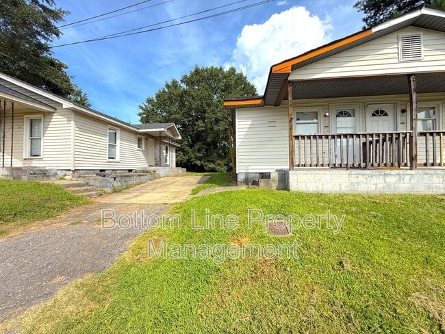 Building Photo - 912 N Morris St Rental
