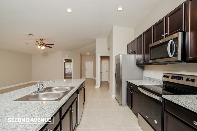 Photo - 3080 Tinley Rd SE
