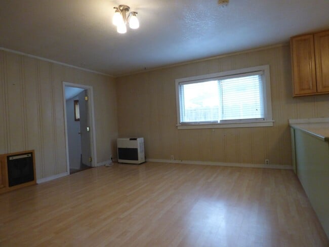 Photo - 3 Bedroom 1 Bath Home