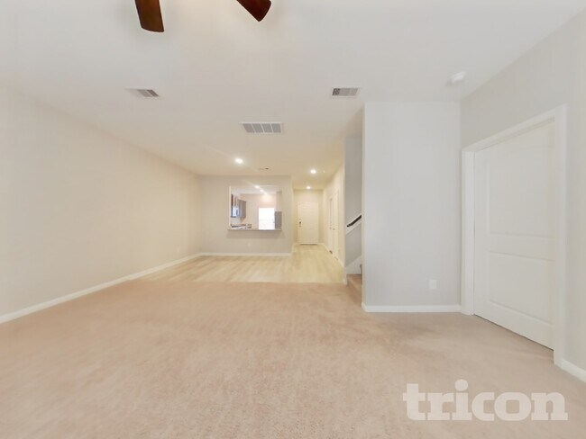 Photo - 23112 Shakespeare Dr