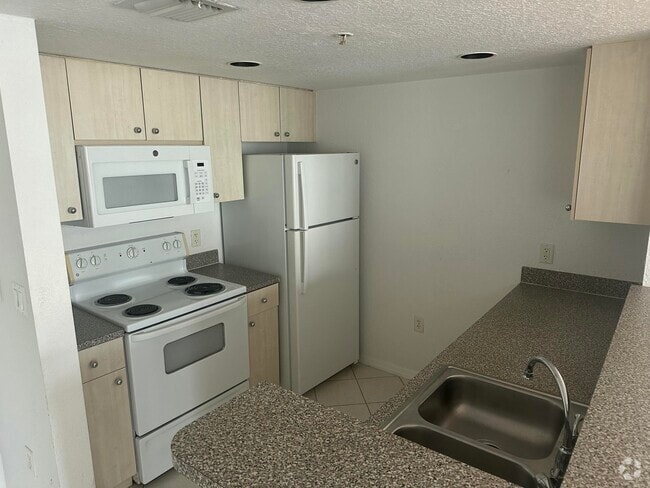 Building Photo - 1801 N Flagler Dr Unit 805 Rental