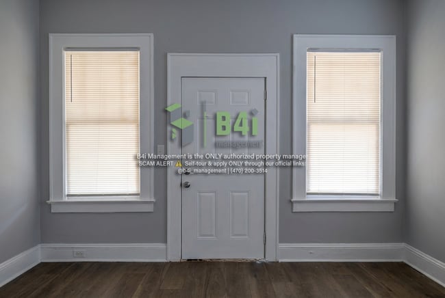 Photo - 409 Whitesville Rd