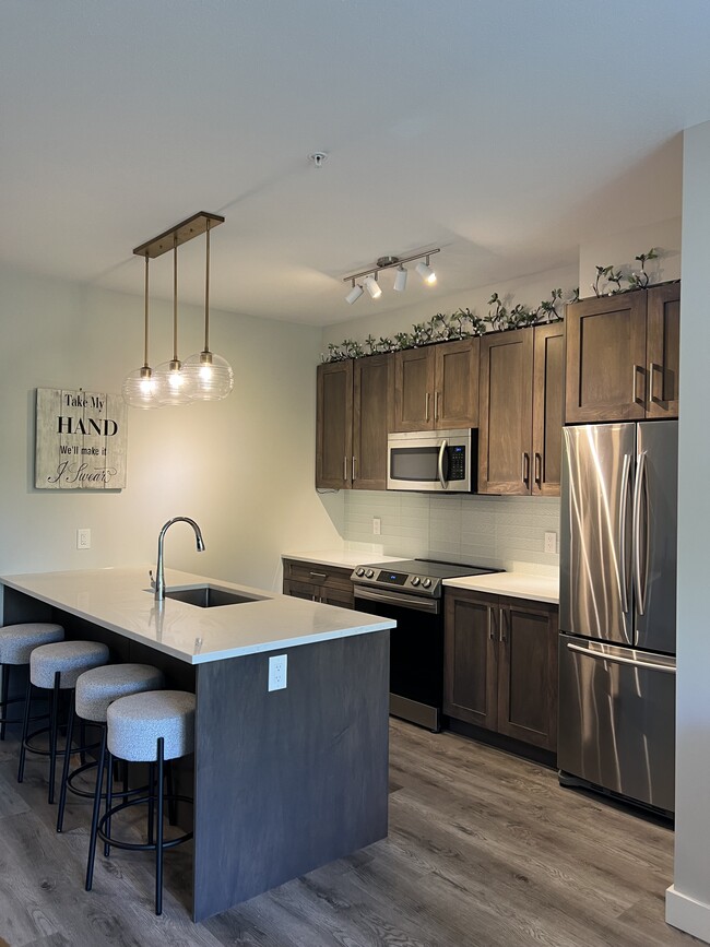 Photo - 20 Barsby Av Unit 516