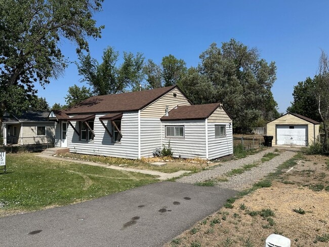 Building Photo - 2 Bedroom House with 1 Car Garage in Billings Heights