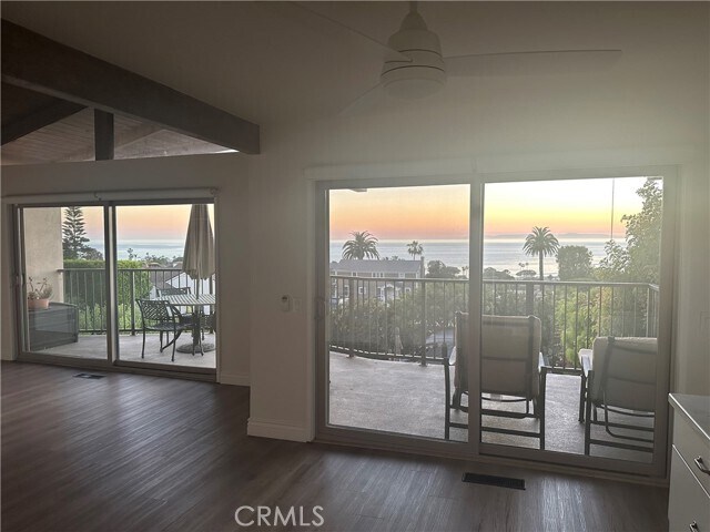 Photo - 462 Hilledge Dr