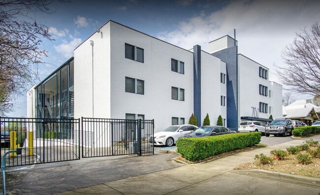 Front Exterior - The 700 Rental