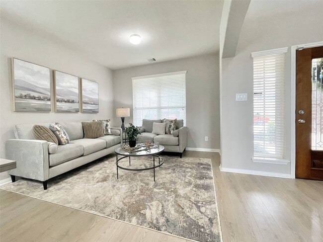 Photo - 30743 Gardenia Trace Dr