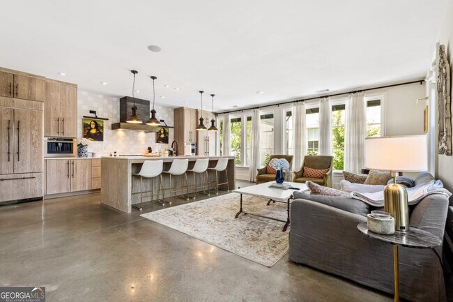 Photo - 2067 Telfair Cir NE