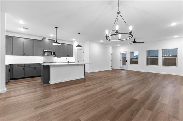 Photo - 515 Meadowlark Dr