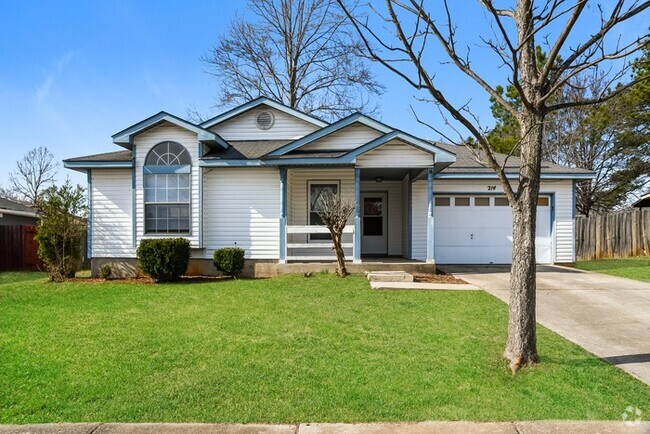 Building Photo - Lovely 3 Bedroom Home in Madison