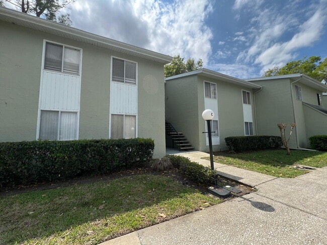 Photo - Charming 2-Bedroom Apartment Home in The Fairways – Silver Springs Shores Unidad A
