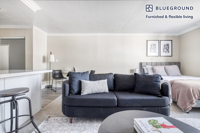 Photo - 1200 W Riverside Dr Unidad FL3-ID659