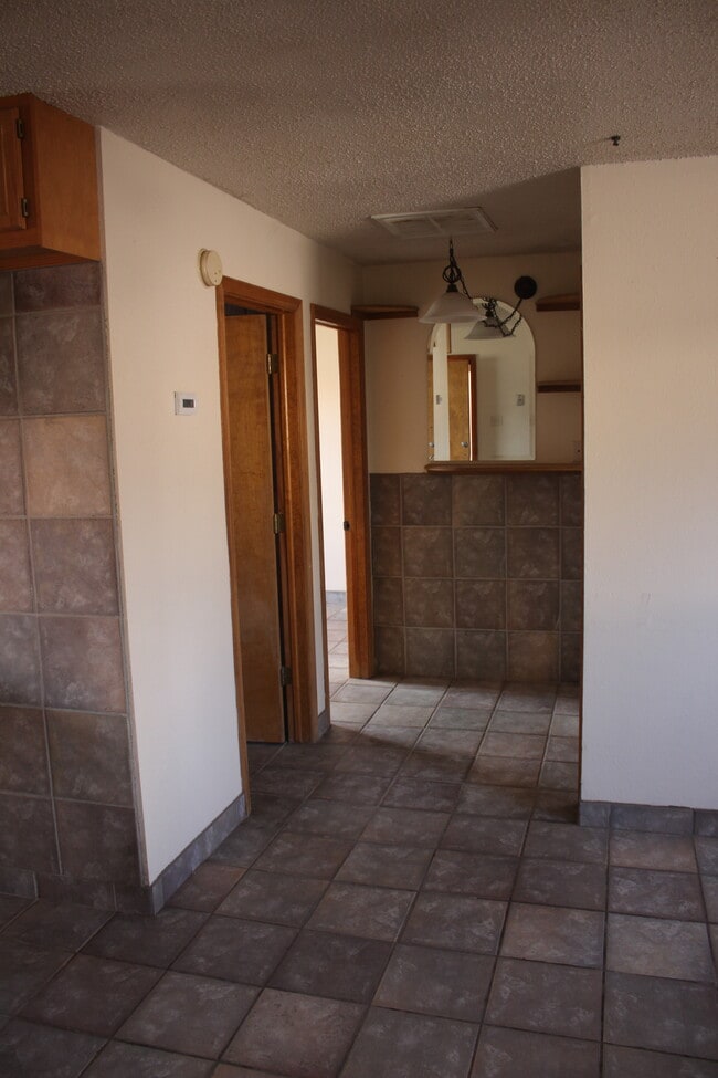 127 Hanks Dr Unidad 127 Hanks Dr. #7