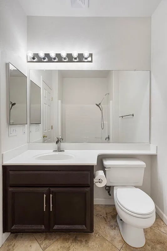 Photo - 4530 Bollenbacher Ave