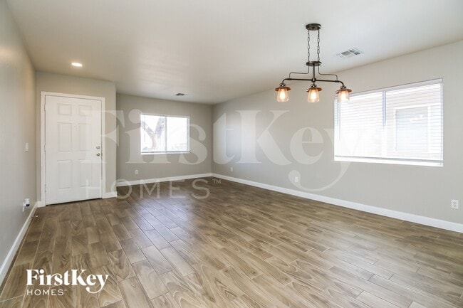 Photo - 11623 W Fooks Dr