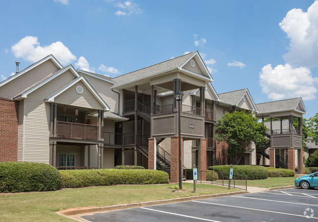 Huntington Chase Apartments - Huntington Chase Apartments