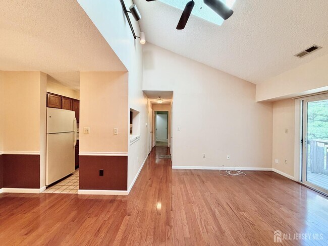 Photo - 2310 Ravens Crest Dr