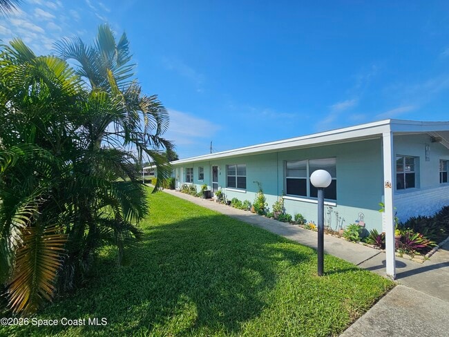 Building Photo - 127 Roosevelt Ave Unit 127c